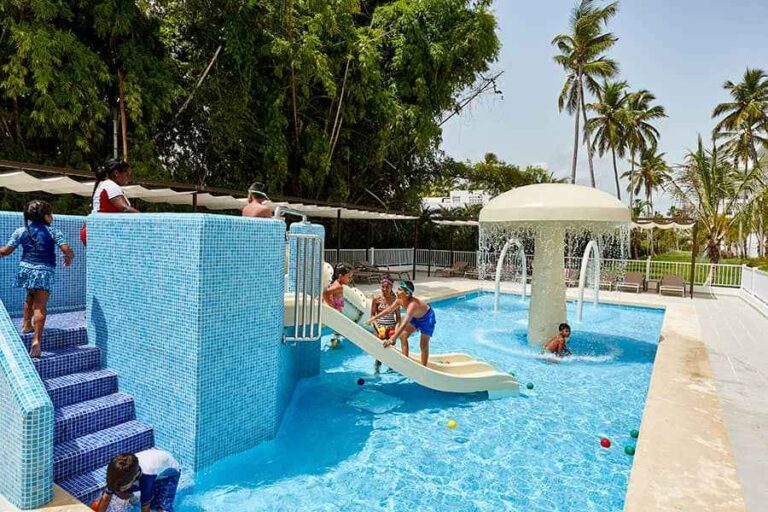 Hotel riu palace piscina infantil