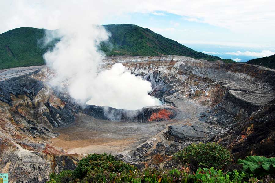 Visita al Volcán Poas en Costa Rica